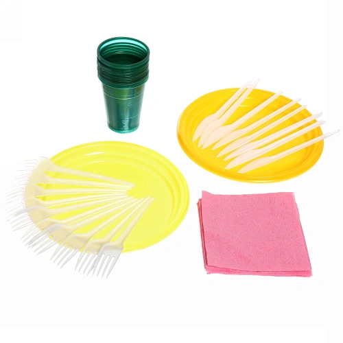 Набор одноразовой посуды "Пикник" на 10 персон (тарелка 20,5см, стакан 0,2л, вилка, нож, салфетки)