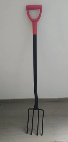 Вилы садовые с металлическим черенком и пластиковой V-ручкой 119 см 7904